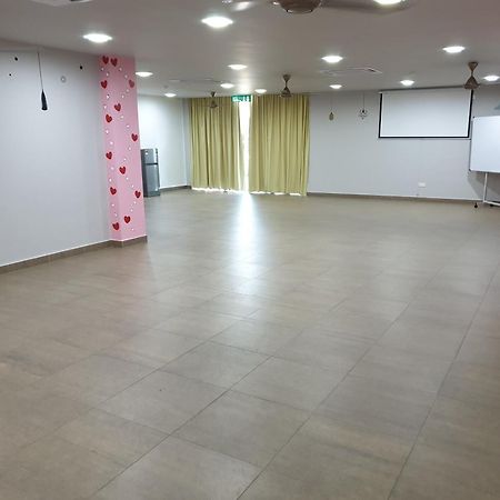 56 Hotel Mentekab Экстерьер фото